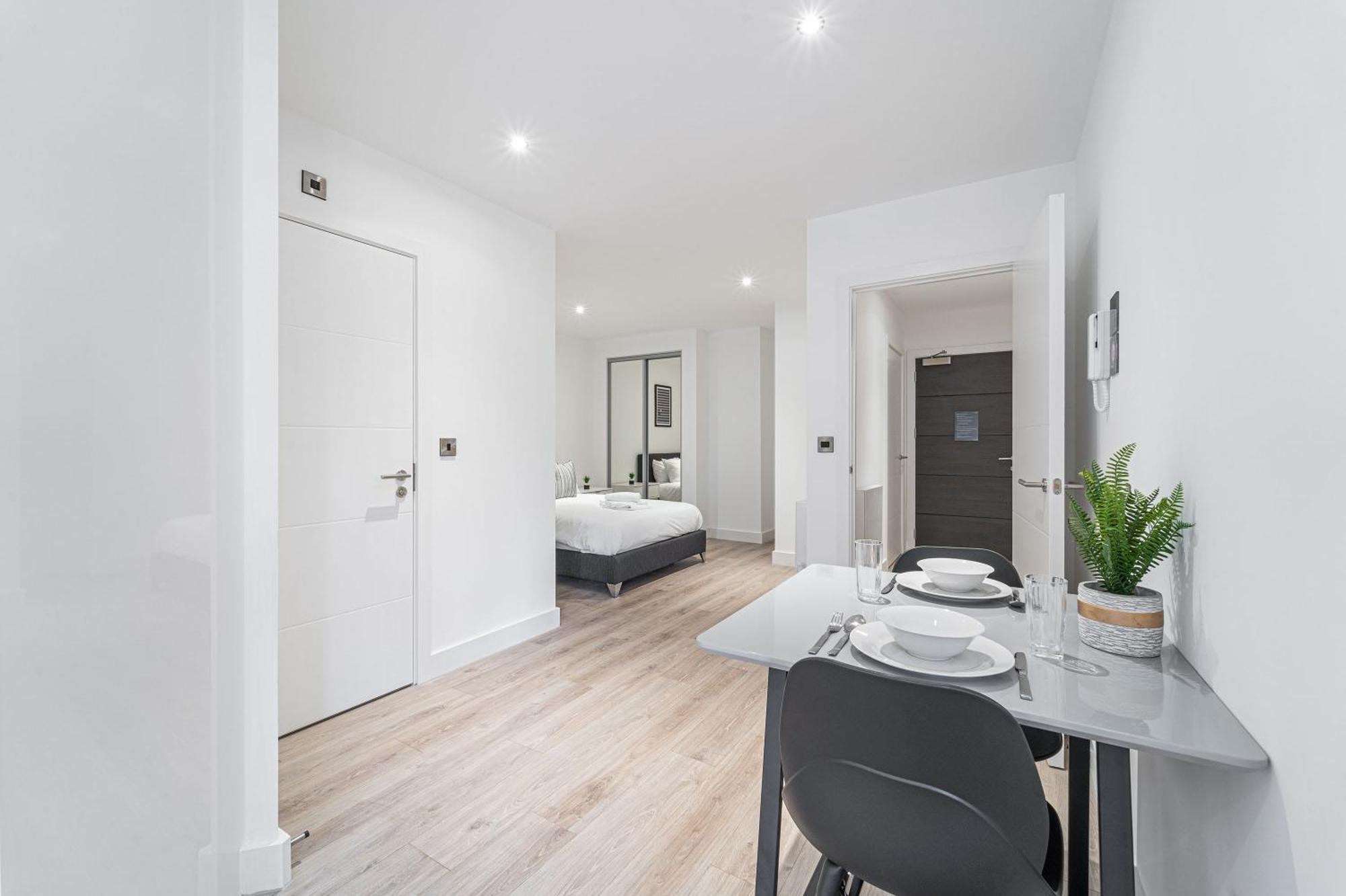 Seven Living Residences Solihull - Close To Nec & Bhx - Free Parking Экстерьер фото